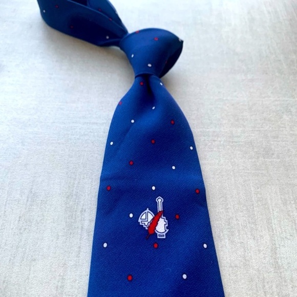 Emilio Pucci Slim Silk Polka Dot Stylish Tie - Picture 4 of 6